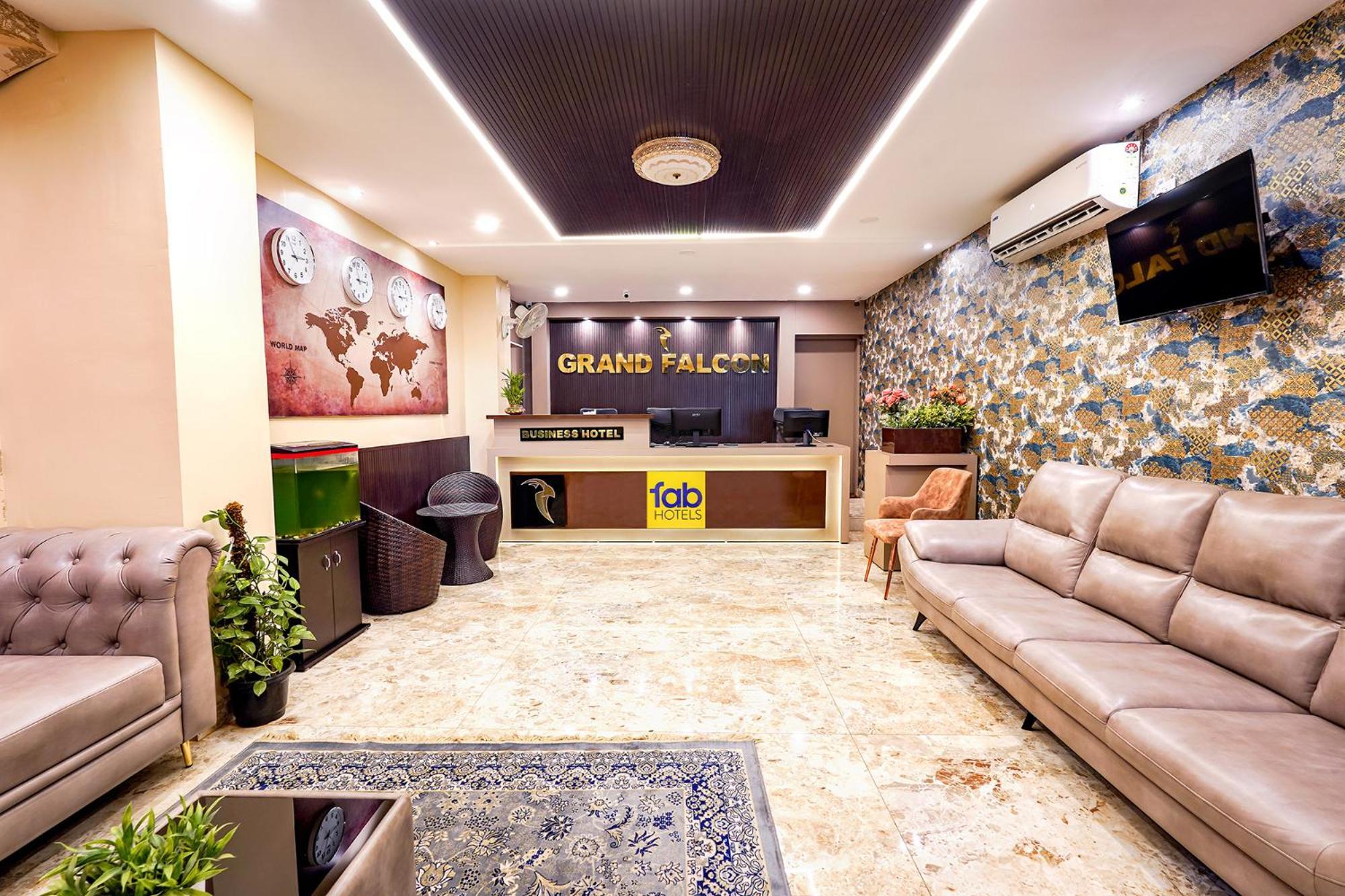 העיר בנגלור Fabhotel Grand Falcon מראה חיצוני תמונה