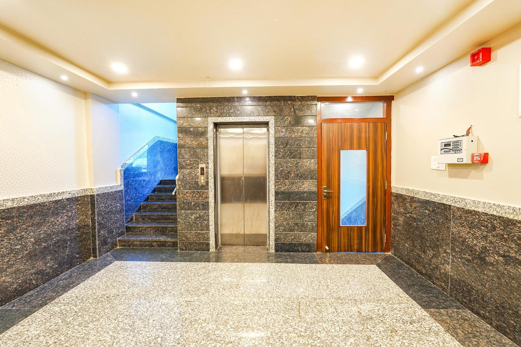 העיר בנגלור Fabhotel Grand Falcon מראה חיצוני תמונה